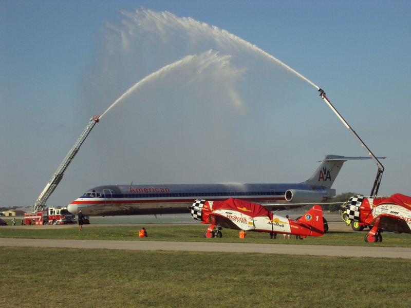 Illustration for article titled EAA AirVenture 2015 Photo Dump